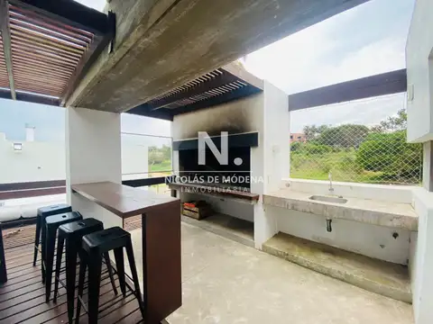 Casa en Alquiler Temporal en Punta Piedras, USD 8.500