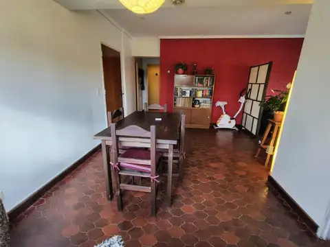 Darregueira 2000, Piso 6