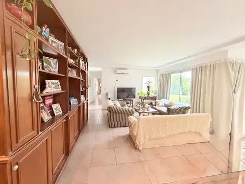 Casa en Venta en San Sebastián, USD 450.000