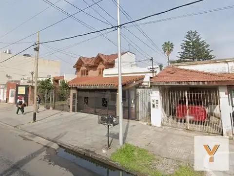 PH en venta - 1 Dormitorio 1 Baño - 70Mts2 - Lanús