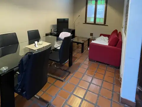 Depto Tipo Casa en Venta en Villa del Parque, USD 225.000