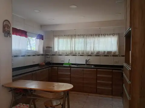 MANUELA PEDRAZA 100