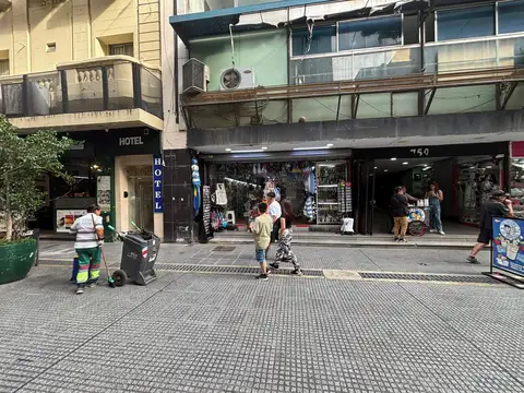 Lavalle 700, Piso 1