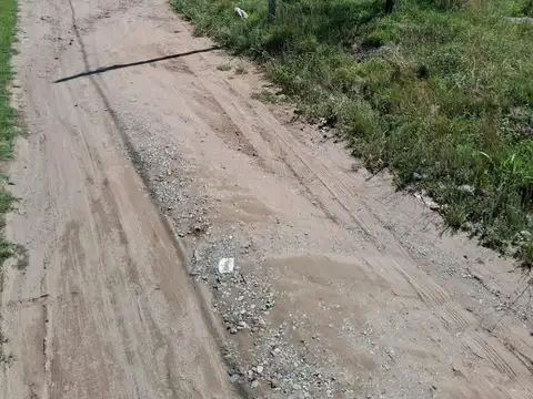 Lote en esquina con gas natural – Nuevo Merlo