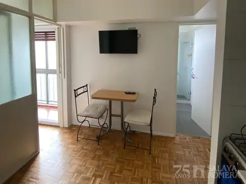 Venta Monoambiente dividido ideal renta  o primer departamento Recoleta