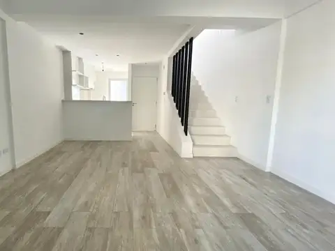 Depto Tipo Casa en Venta de 2 dormitorios