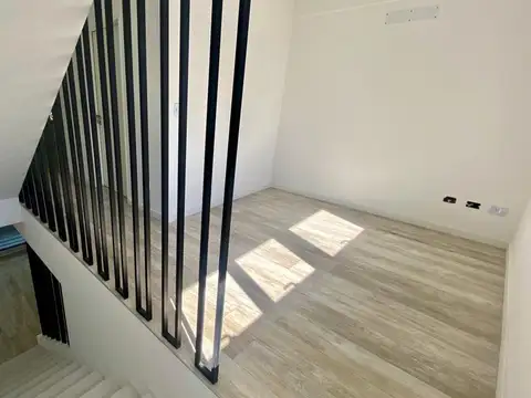 Depto Tipo Casa 4 ambientes con 1 baño