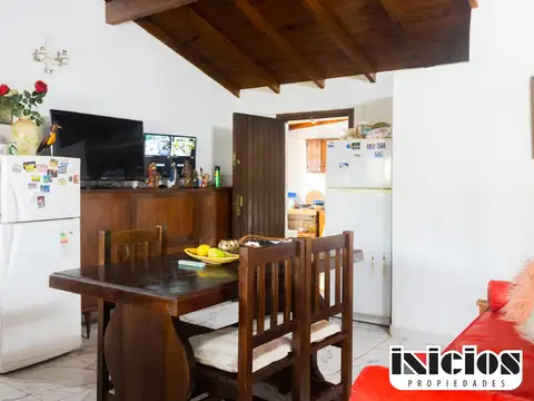 Casa 3 ambientes con 1 baño
