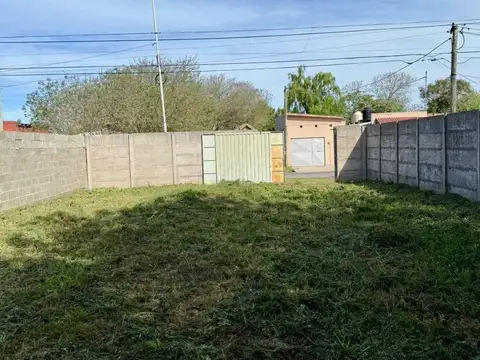 Terreno en Venta 20  mts Fondo