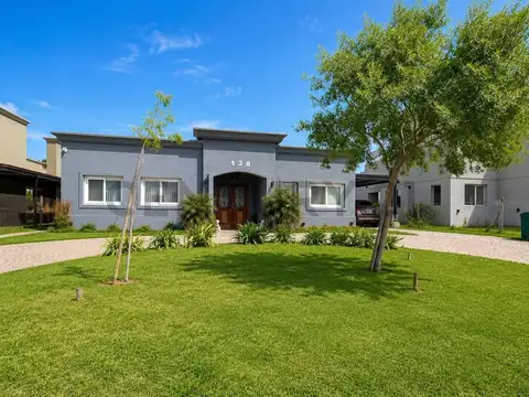CASA EN VENTA 04 AMB SAN SEBASTIAN AREA 8
