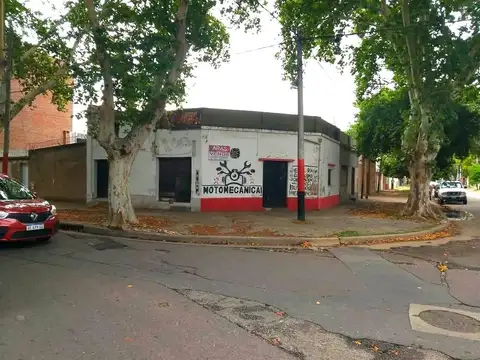 Casa en Pascual Rosas 1500