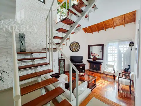 Depto Tipo Casa 5 ambientes con 3 baños