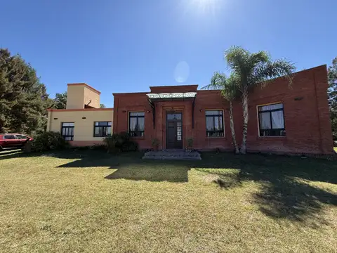 Venta Casa de Campo en Barrio Chacras de Uribilarrea Cañuelas