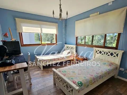 Casa 4 ambientes con 3 baños