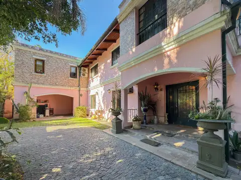 Casa en Venta de 6 dormitorios