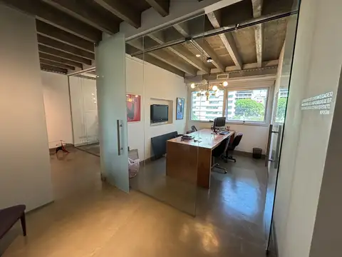 Oficina en Venta con 1 cochera