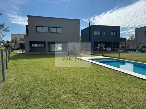 Hermosa casa con pileta en San Pablo