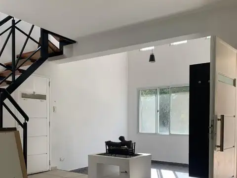 Sol del Parana, Permutas, Pueblo Esther, casa 3 Dormitorios