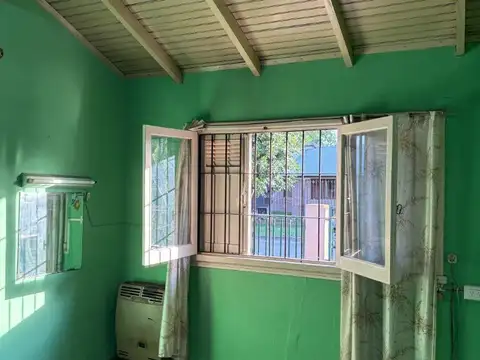 Casa venta de dos dormitorios, Berisso