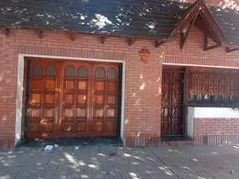 Venta Casa 3 Dormitorios en Zona de la Sexta