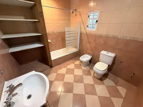 Casa en Alquiler 25 años