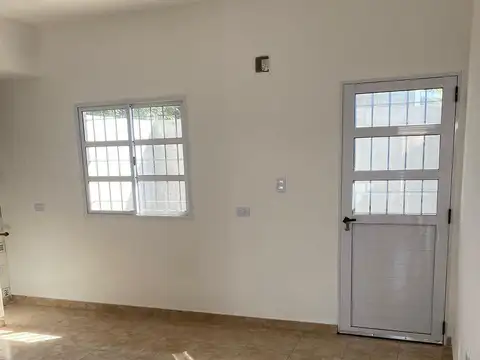 Departamento en Alquiler en Virrey del Pino, $ 550.000