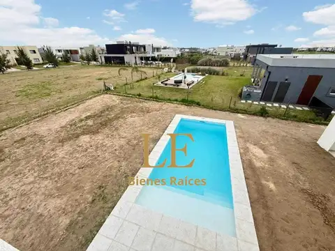 Casa en Venta al Oeste