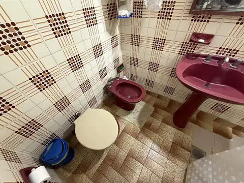 Depto Tipo Casa en Venta 50 años