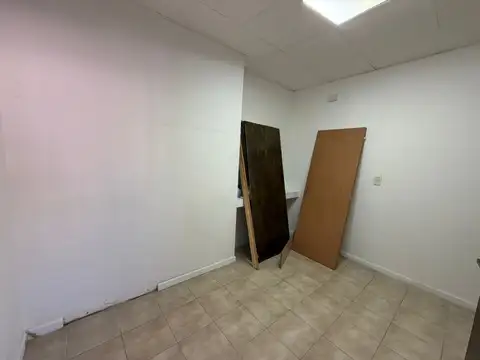 Oficina en Alquiler al Norte