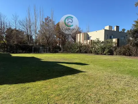 Terreno en Venta en San Patricio, USD 180.000