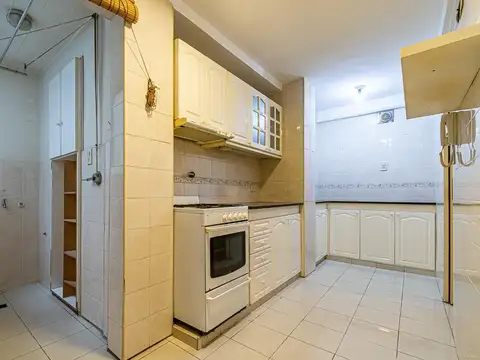 Arenales 1400, Piso 7