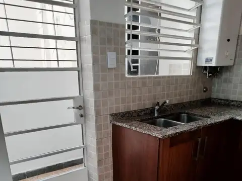 Departamento 5 ambientes con 1 baño