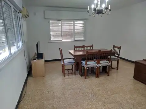 Departamento en Alquiler de 5 ambientes