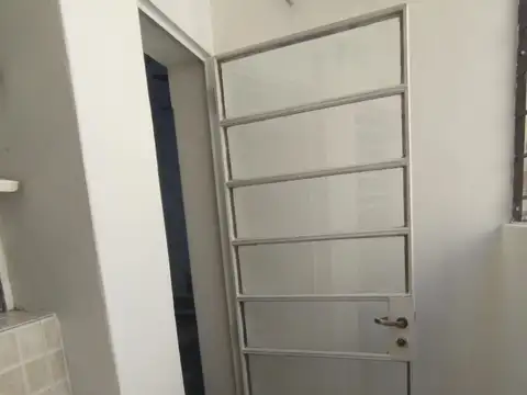 SE ALQUILA SANTA FE 2100