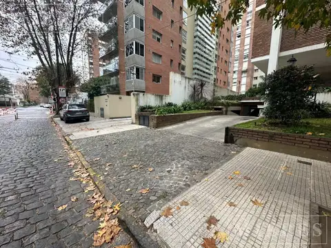 Sarmiento 241