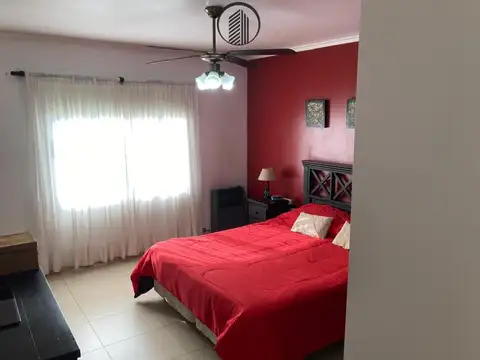 Amplia casa con doble lote en Country Boca Raton