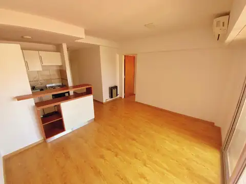 Departamento en Alquiler en Centro, $ 550.000