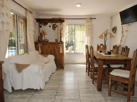 Casa en Venta con 5 cocheras