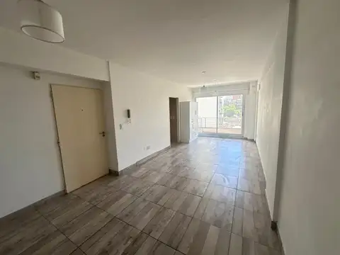 F Planes 600, Piso 6