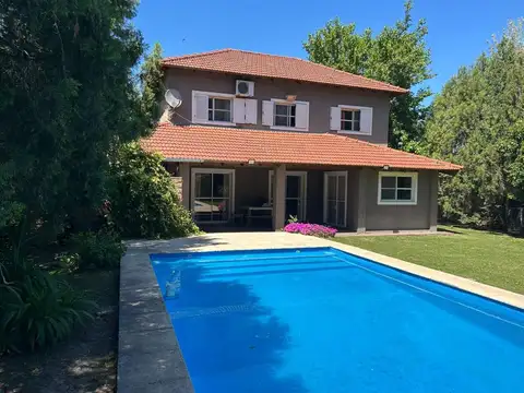 Venta Casa 5 ambientes en Ezeiza Quintas del Sol