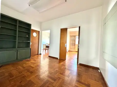 Departamento en VENTA de categoría zona centrica