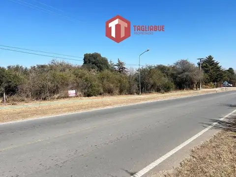 Amplio Terreno en Carpintería