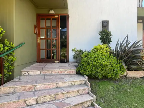 Paseo 111 172 , Piso 1