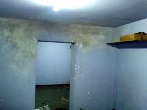 Local en Venta en Moron, USD 150.000