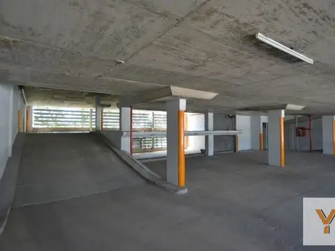 Cochera en venta - 13Mts2 - Quilmes