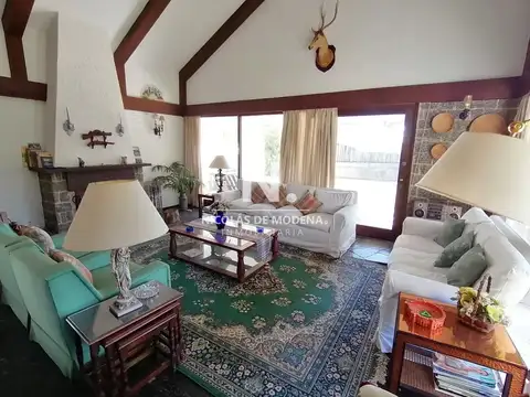 Casa en Venta de 4 dormitorios