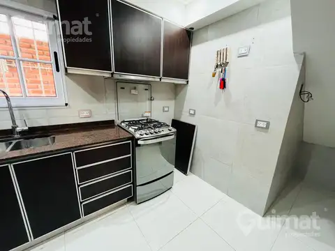 Depto Tipo Casa en Venta con 1 cocheras