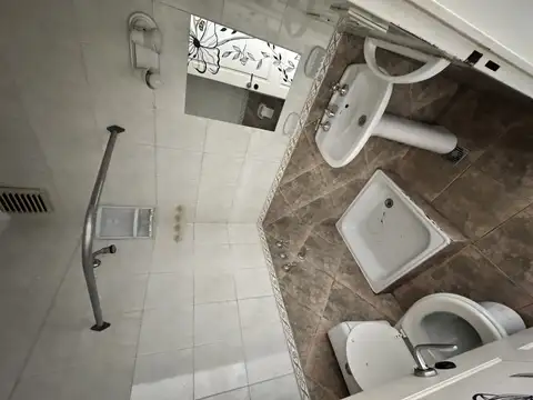 Departamento en Alquiler en Ramos Mejía, $ 400.000