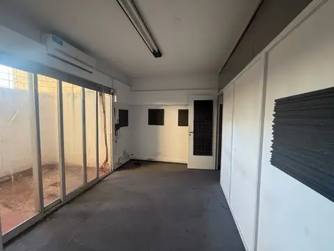 VENTA OFICINA - En Galería San Miguel, Rosario.