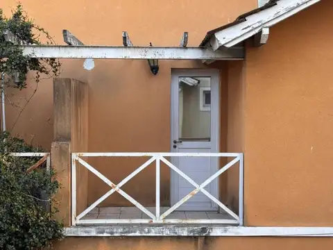 Casa en Alquiler en Ciudad Jardín del Palomar, $ 1.500.000